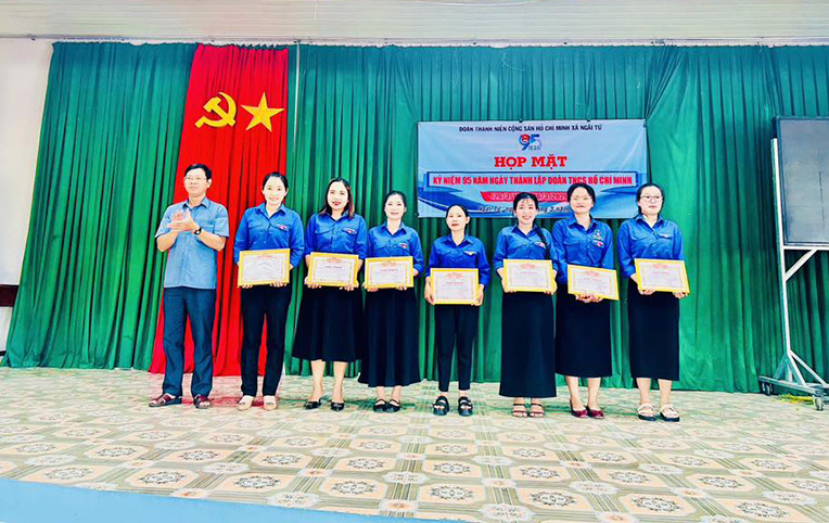 NGÃI TỨ: SÔI NỔI CÁC HOẠT ĐỘNG KỶ NIỆM 95 NĂM NGÀY THÀNH LẬP ĐOÀN TNCS HỒ CHÍ MINH